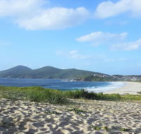 CHILL-OUT BEACH HOUSE  FORSTER - New Castle Holiday