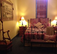 Church House BB Gundagai - New Castle Holiday