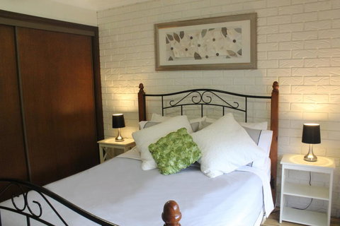 Church St - New Castle Holiday 0