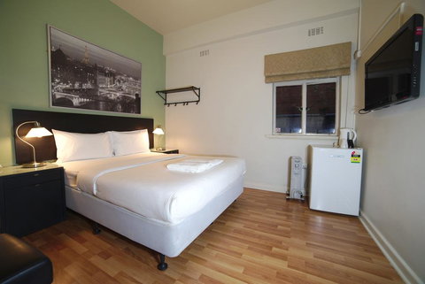 City Centre Budget Hotel - New Castle Holiday 0