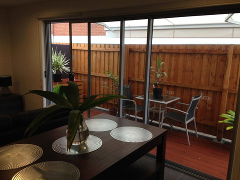 City Pads 2 - New Castle Holiday 1