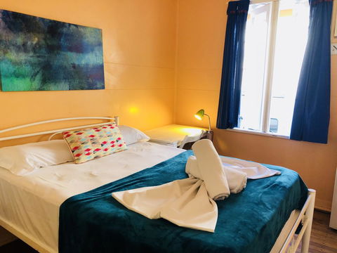 Civic Guesthouse - New Castle Holiday 1