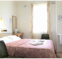 Clarendon Budget - New Castle Holiday