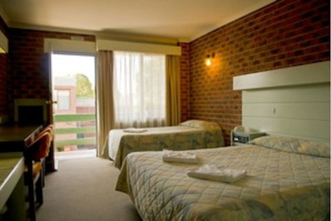 Classic Twin-bed Room 2 In Oakleigh - New Castle Holiday 0