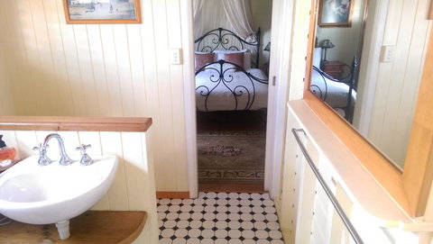 Classique Bed & Breakfast - New Castle Holiday 1