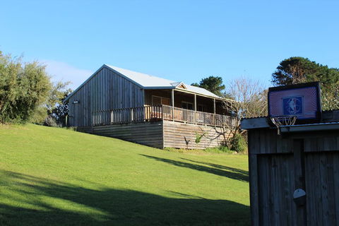 Clifton Beach Lodge - New Castle Holiday 0