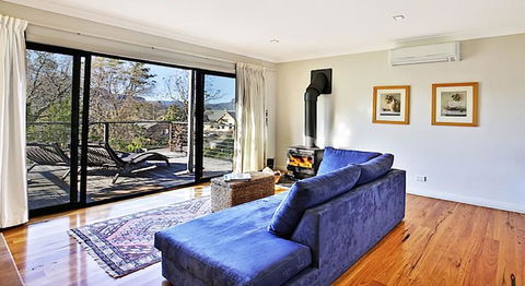 Cloudsong Chalet 1 - Close To The Village Centre! - New Castle Holiday 3