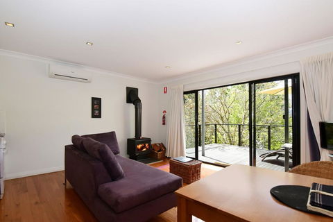 Cloudsong Chalet 2 - Close To The Village Centre! - New Castle Holiday 3