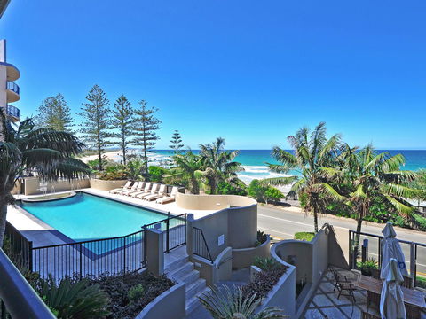 Clubb Coolum Beach Resort - New Castle Holiday 2