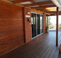 Coast  Country - New Castle Holiday