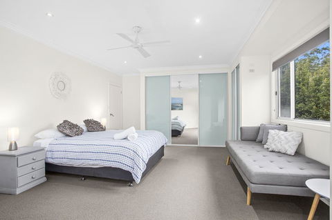 Coastal Retreat - New Castle Holiday 2