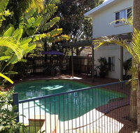 Coconut Palms On The Bay - New Castle Holiday