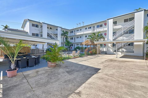 Cocos Holiday Apartments - New Castle Holiday 3