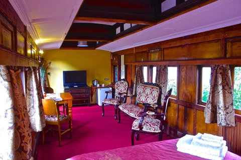 Codrington Settlement & Gardens - New Castle Holiday 3