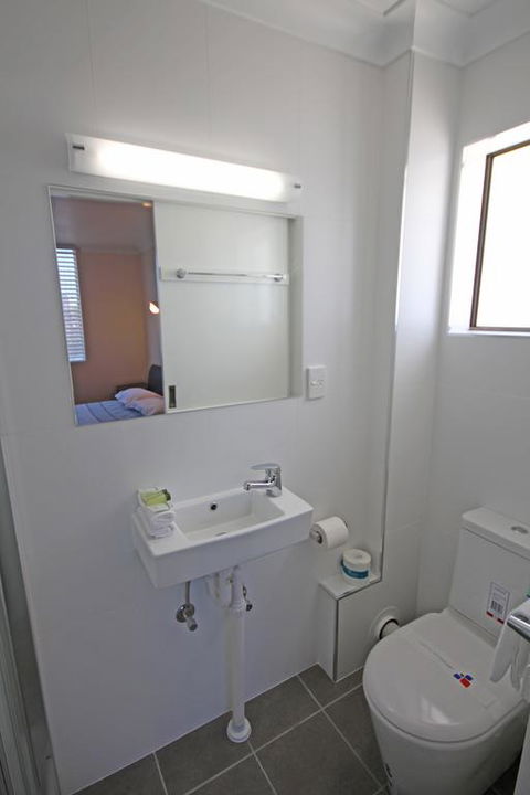 Coffs Harbour Beach Escape - New Castle Holiday 3