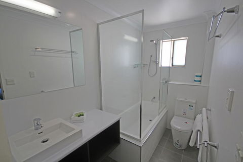 Coffs Harbour Beach Escape - New Castle Holiday 1