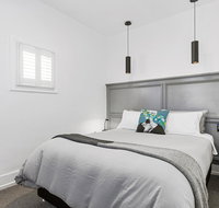 Colonial Hampdens - New Castle Holiday