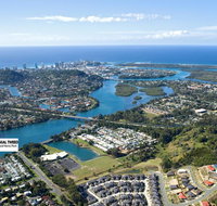 Colonial Tweed Holiday  Home Park