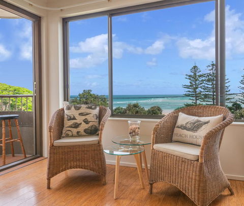 Columbia Point U6, 7 Bulcock Beach Esp - New Castle Holiday 0