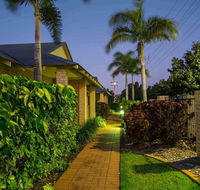 Comfort Inn  Suites Karratha - New Castle Holiday