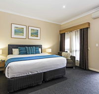 Comfort Inn  Suites Sombrero - New Castle Holiday
