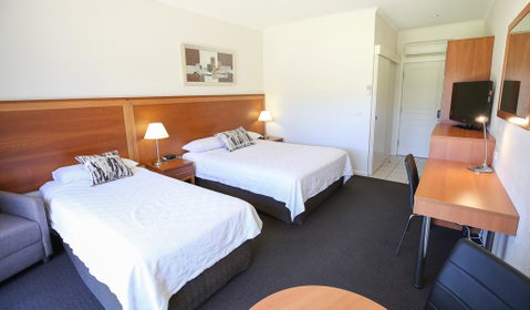 Comfort Inn Deakin Palms - New Castle Holiday 2