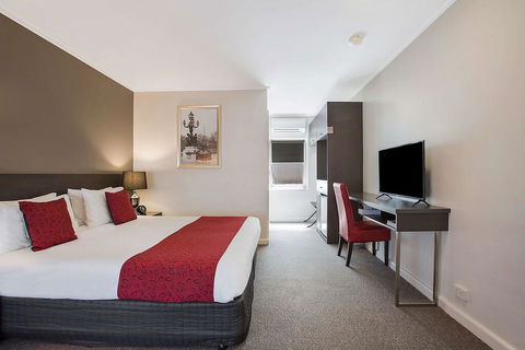 Comfort Inn Western - New Castle Holiday 2