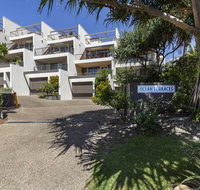 Comfortable  stylish with rooftop spa - New Castle Holiday