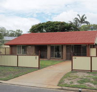 Comfortable lowset family home only minutes from the water Tarooki St Bellara - New Castle Holiday