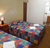 Commercial Hotel - New Castle Holiday