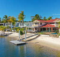 Convenience Space  Location Noosa Heads - New Castle Holiday