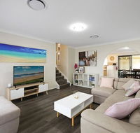 Convenient Location Close To Tuggerah Lake - New Castle Holiday