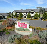 Cootamundra Heritage Motel  Apartments - New Castle Holiday