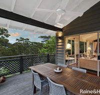 Copacabana Treehouse - 36 Oceano Street Copacabana - New Castle Holiday