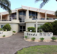 Coral Sands 2 - Pebbly Beach - New Castle Holiday