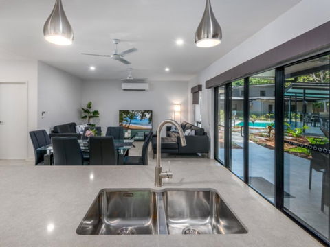 Corals - Tropicana Resort - Cli - New Castle Holiday 1