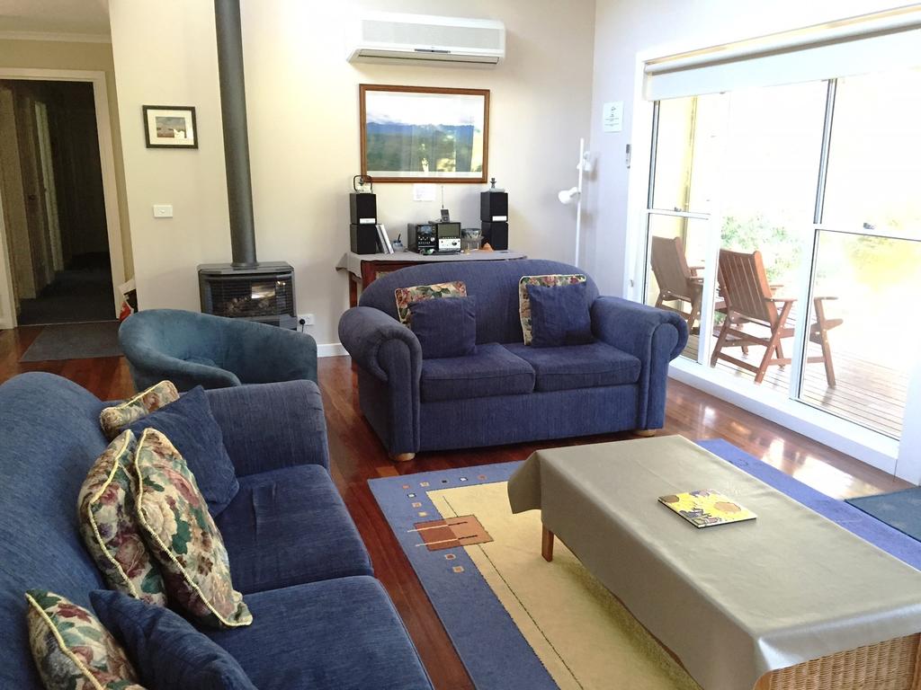 Halls Gap VIC New Castle Holiday