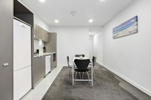 Cosmopolitan Hotel Melbourne - New Castle Holiday 1
