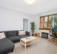 Cosy 2BR plus Parking in Nth Sydney - New Castle Holiday