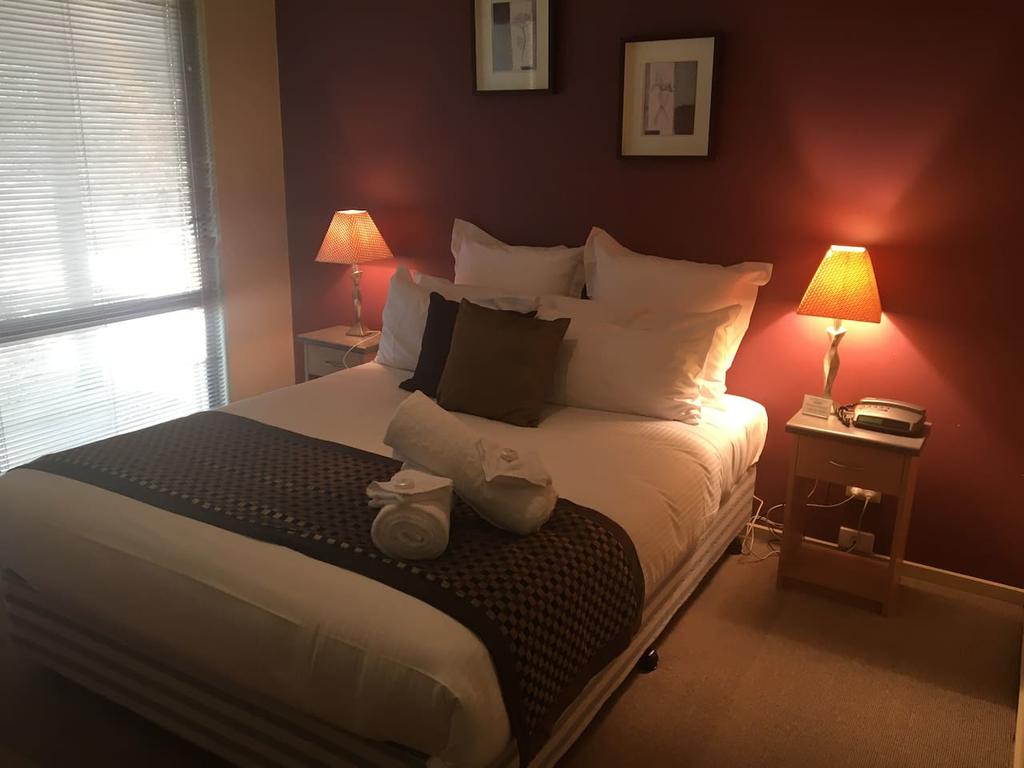 Barongarook VIC New Castle Holiday