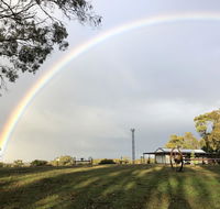 Country Cabin with Mountain Views close to Ballarat - New Castle Holiday