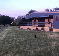Country Farm House close to Ballarat - New Castle Holiday