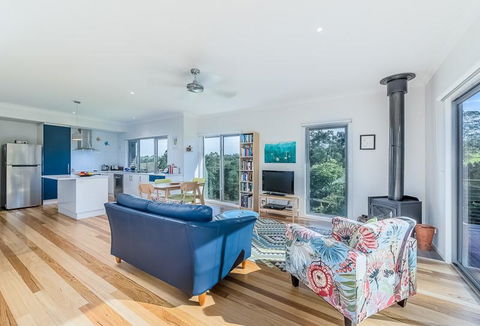 Country Getaway Neerim South - New Castle Holiday 3