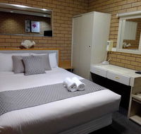 Country Home Motor Inn - New Castle Holiday
