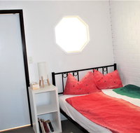 Cozy and cute comfort stay close to University Female only - New Castle Holiday