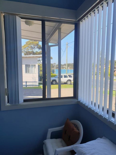 Cozy Beach Weekender - New Castle Holiday 3