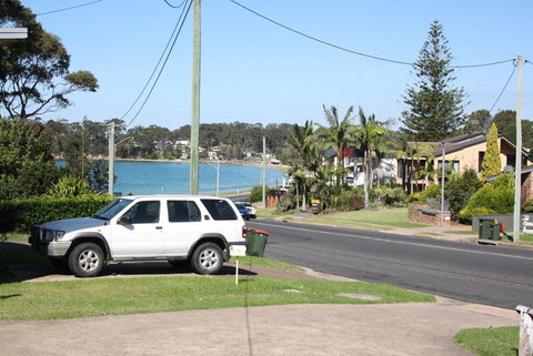 Cozy Beach Weekender - New Castle Holiday 1