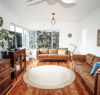 Craypot Cottage Port Campbell - New Castle Holiday