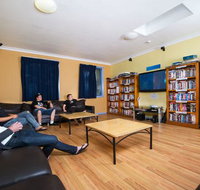Cronulla Beach Backpackers - New Castle Holiday