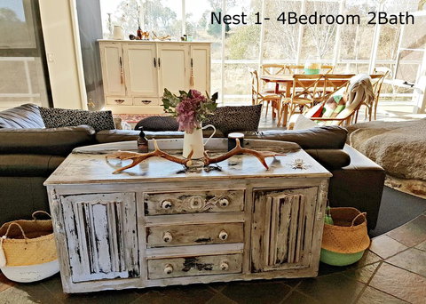 Crowes Nest Apartments - New Castle Holiday 1